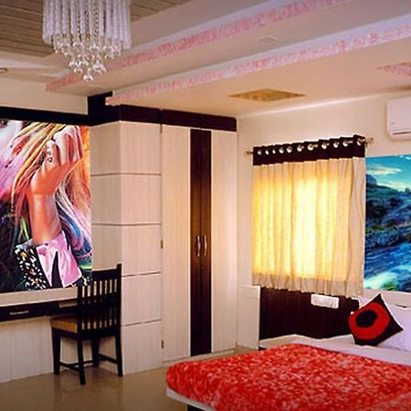 Hotel Samridhi Udajpur Zewnętrze zdjęcie